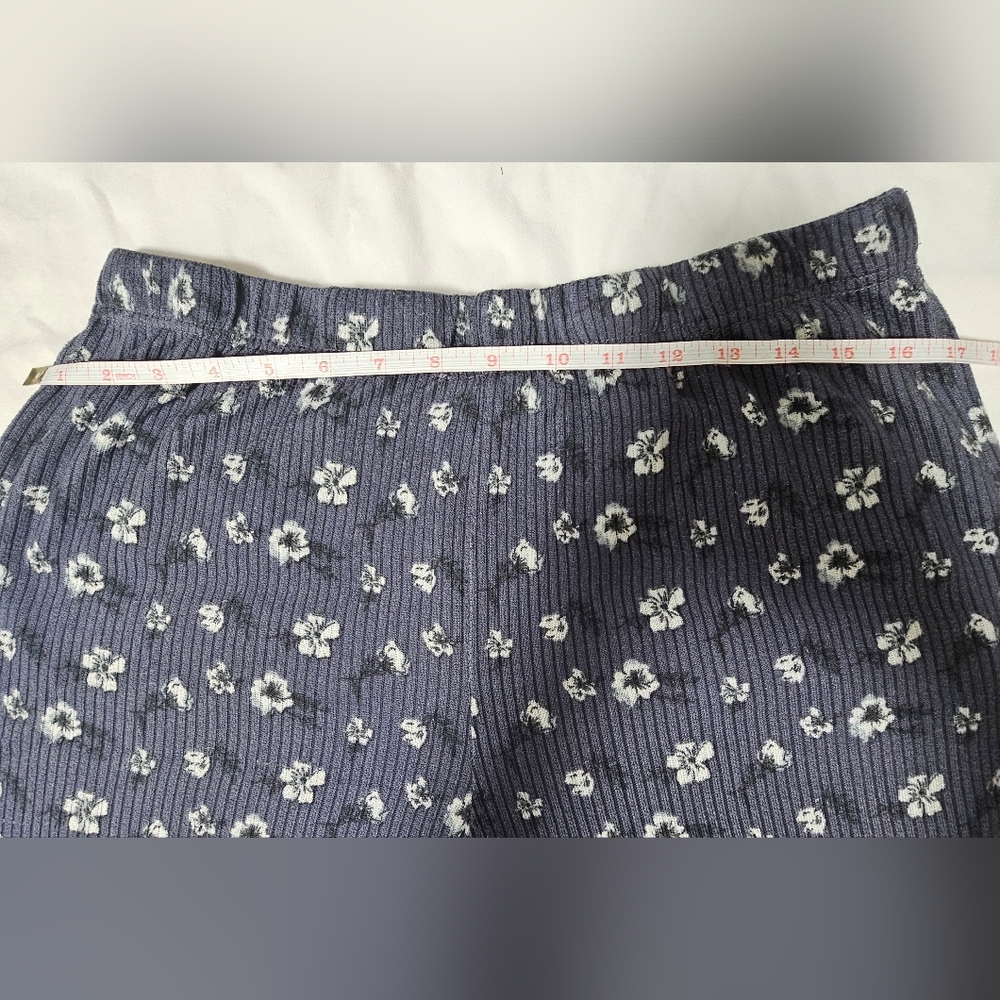Isaac Mizrahi Dark Blue Floral Pajama Set - Picture 11 of 13
